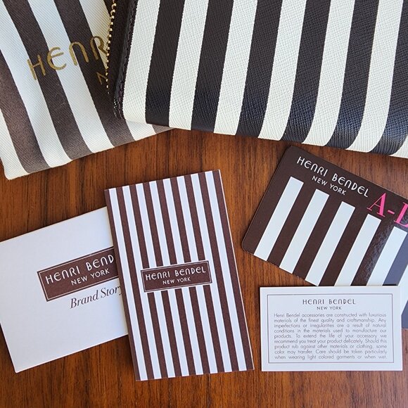 🔴SOLD🔴NWOT Henri Bendel Centennial Stripe Zip Around Wallet with Dustbag - Picture 11 of 11